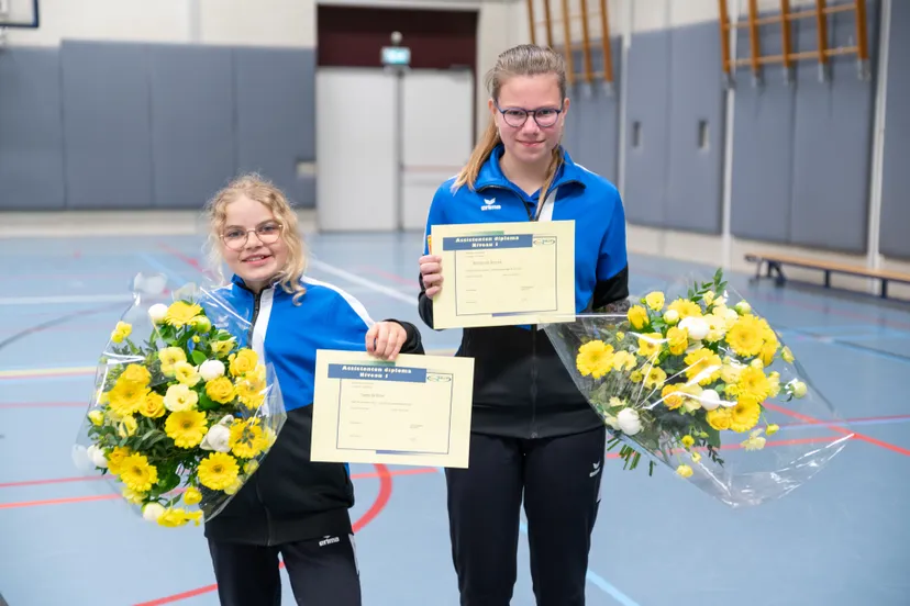 sanne en mirthe turn2move