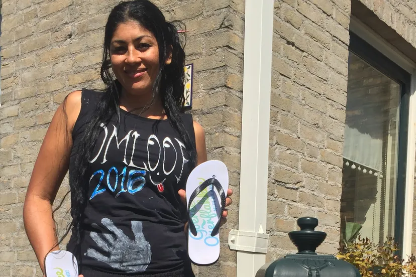 soares met slippers e1471434707735