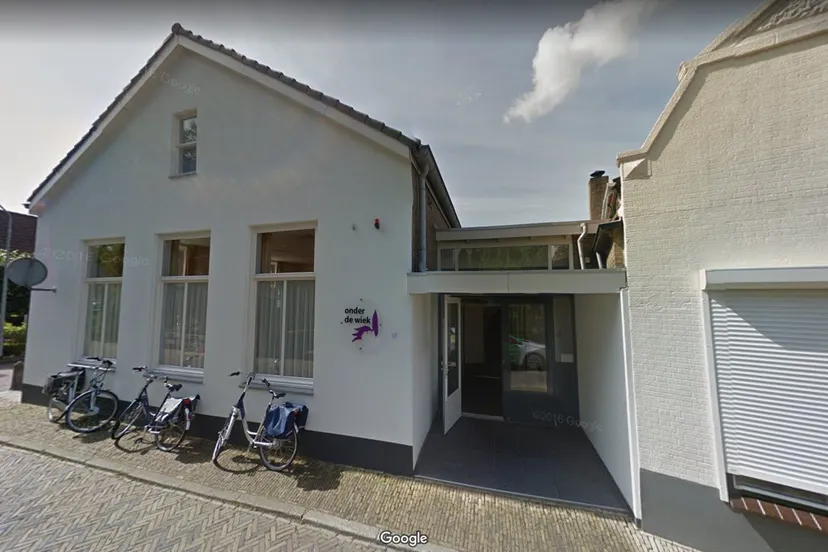 verenigingsgebouw onder de wiek1