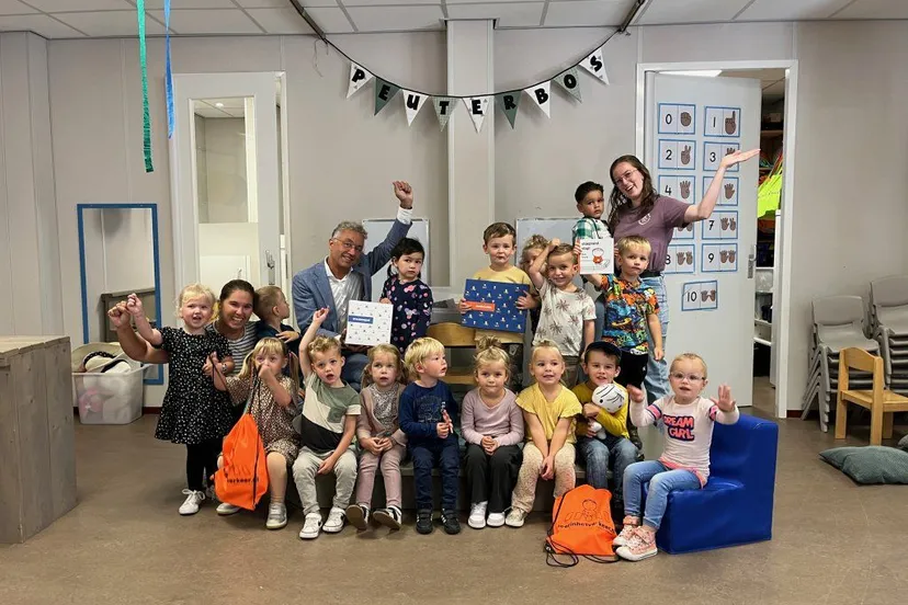 kinderopvang verkeersveiligheid leer in het verkeer