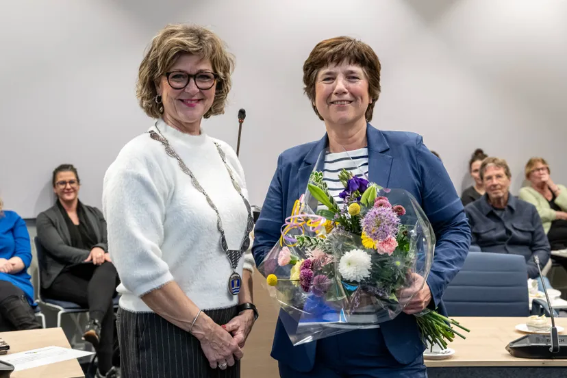 petra t hoen geinstalleerd