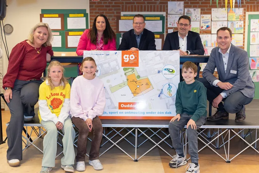 feestelijke ondertekening samenwerkingsovereenkomst voor nieuwe mfa ouddorp 01