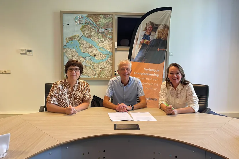 Ondertekening samenwerkingsovereenkomst Energiebank