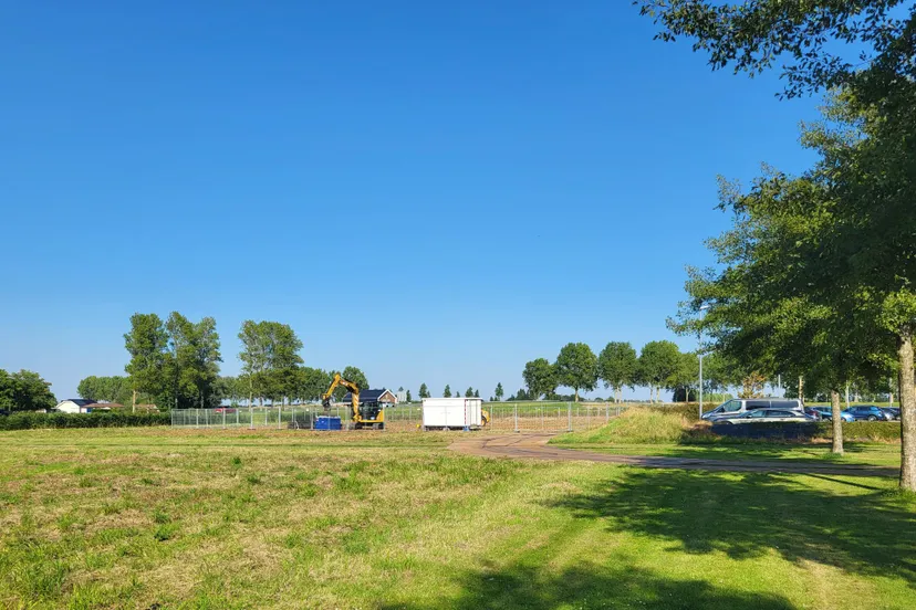 Pumptrack Dirksland_start werkzaamheden (2)_11-08-2025 (1)