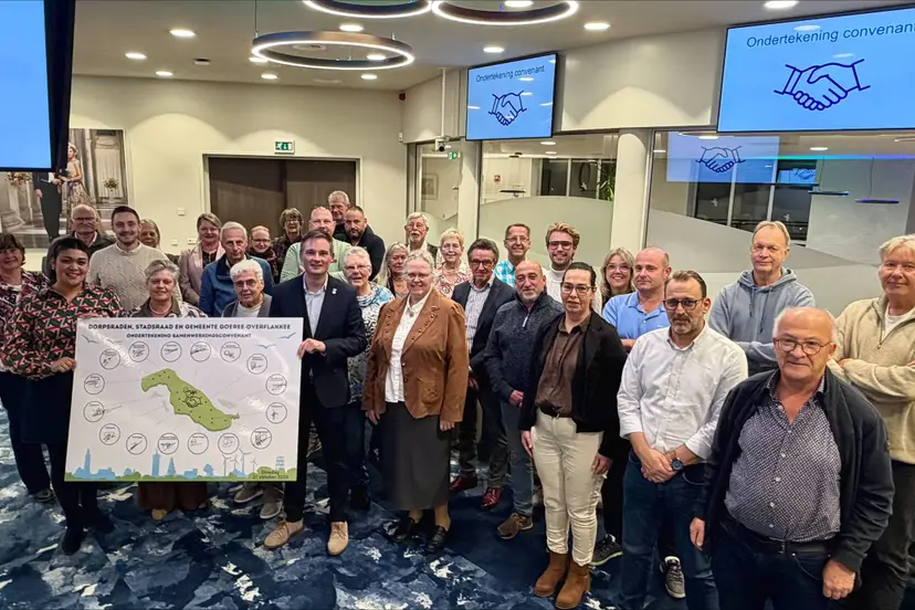 28102026 Ondertekening samenwerkingconvenant dorpsraden, stadsraad en gemeente Goeree-Overflakkee
