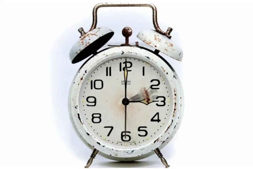alarm clock wintertijd publiek domein