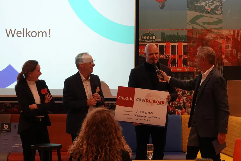 cheque uitreiking martini ziekenhuis