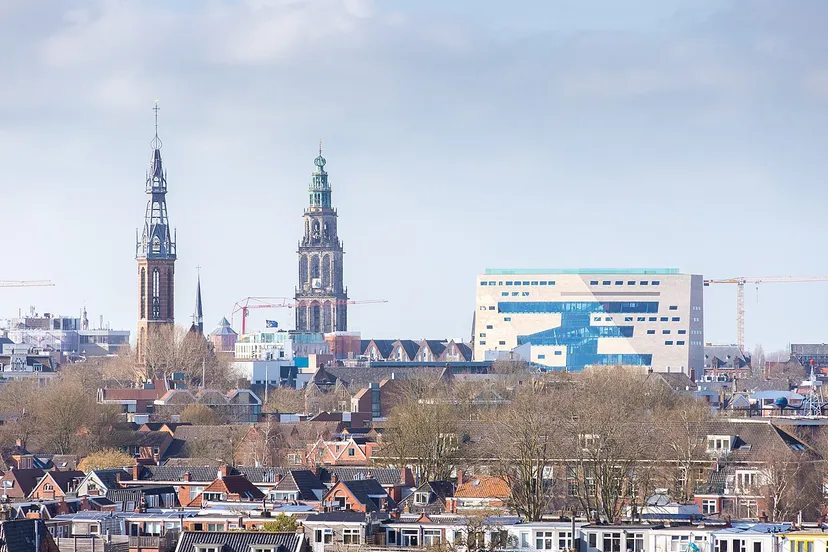 groningen skyline cc by sa 40 wikipedia commons laurensvanheerde