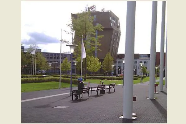 knipsel cc by sa 30 rickazio1