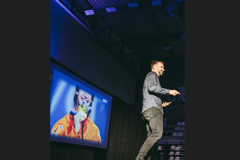 mark tuitert tijdens het symposium samen groeien1