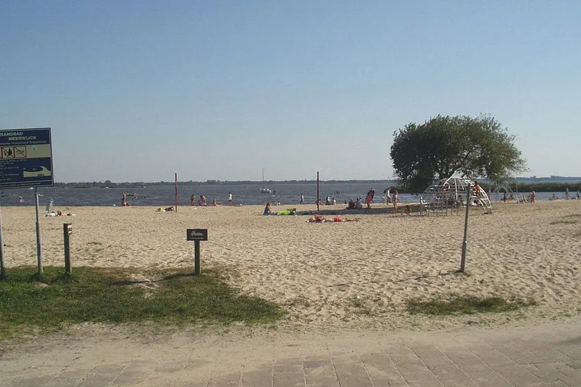 1024px zuidlaardermeer3 ra cc by sa 30 serassot e1495648991617