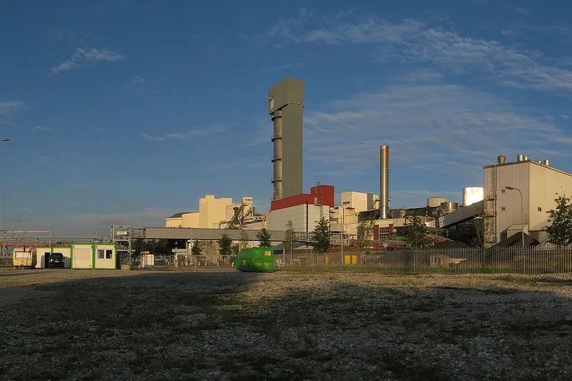 120820 suikerfabriek suiker unie hoogkerk groningen nl 1 cc by sa 30 wutsje e1438428059849