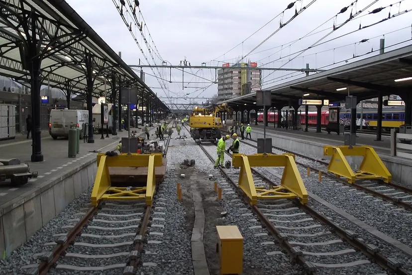 1280px groningen station werkzaamheden cc by sa 30 smileytoerist