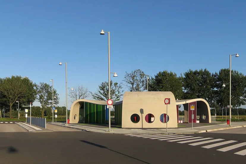 130803 wachtruimte transferium hoogkerk groningen nl cc by sa 30 wutsje