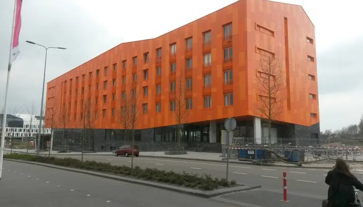 20150411 124611 resized1 715x408