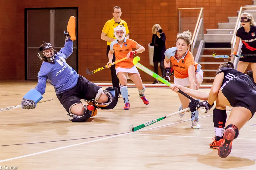 20170121 mg 9722 1 keeper ghhc maakt strafcorner onschadelijk van de topscorer van amsterdam