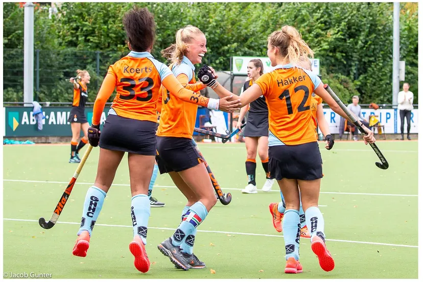 20201004 a16q7621 2 noor hakker 12 scoort de 1 0 tegen hic