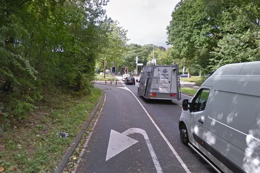 amtenarenlus helpman hereweg aanpak ring zuid google maps