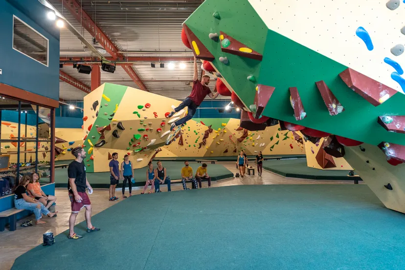 apex boulders web res 1920 breed 131