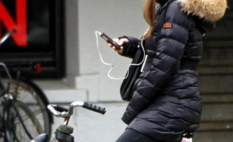 appen op fiets bewerkte foto pixabay