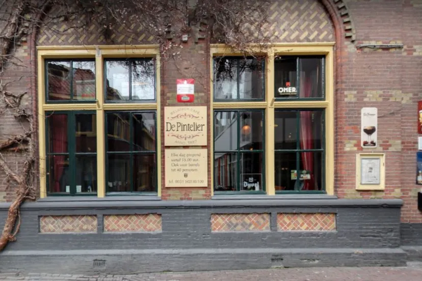 belgisch cafe de pintelier kromme elleboog