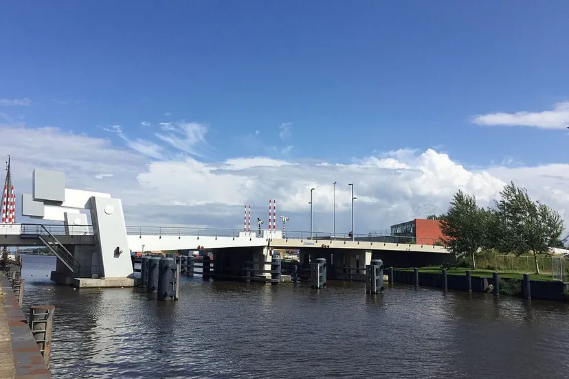 berlagebrug groningen cc by sa 40 sjoerddebruin