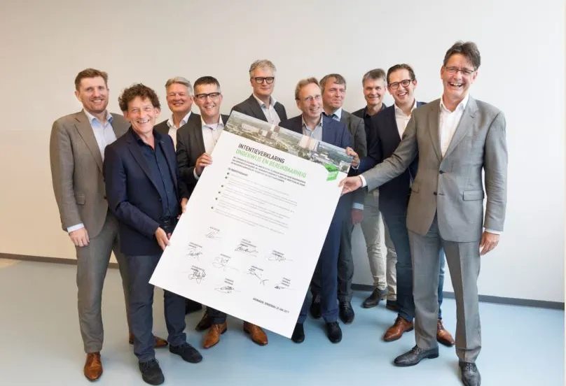 bestuurders groninger onderwijsinstellingen met intentieverklaring