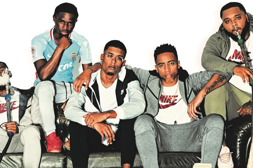 broederliefde tekst weggesneden1 e1539456610301