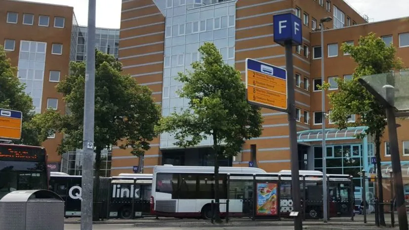 busstation 2 e1490196533412