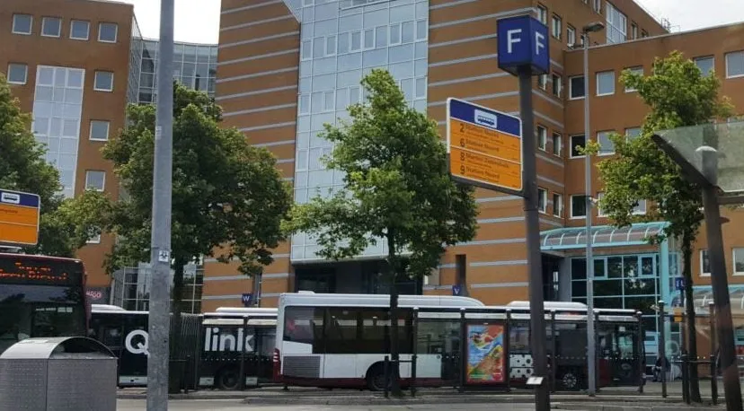 busstation 2 e1506800164868