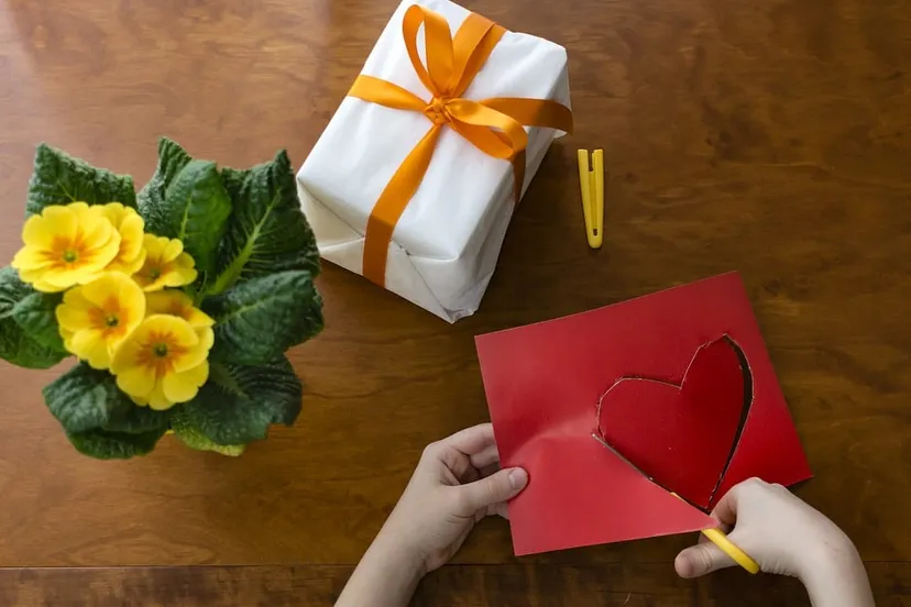 children learning 1359728 960 720 cadeau geven vaderdag