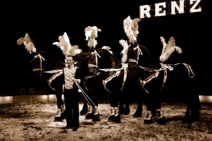 circus renz knipsel