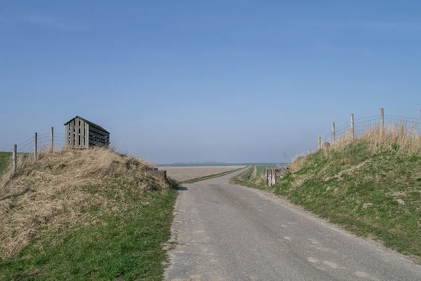 coupure in de oude provinciale dijk hornhuizen cc by sa 40 uberprutser