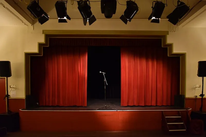 csm podium der aa theater 7986161a49