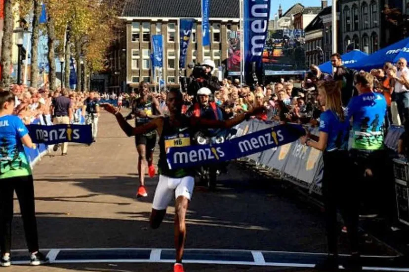 davis kiplangat winnaar 20181 e1539603790119