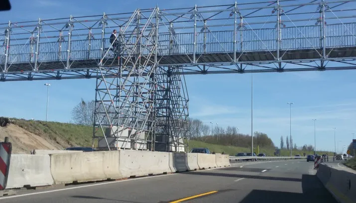 de redactie tijdelijke fietsbrug 163534 715x408