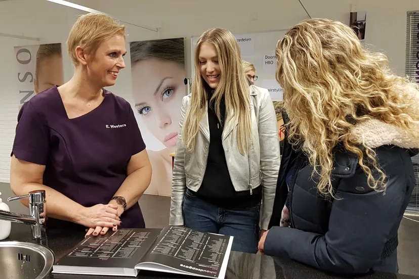 docent schoonheidsverzorging vertelt over opleiding2018