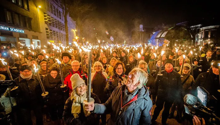 fakkeloptocht groningen tegen gaswinning 715x408