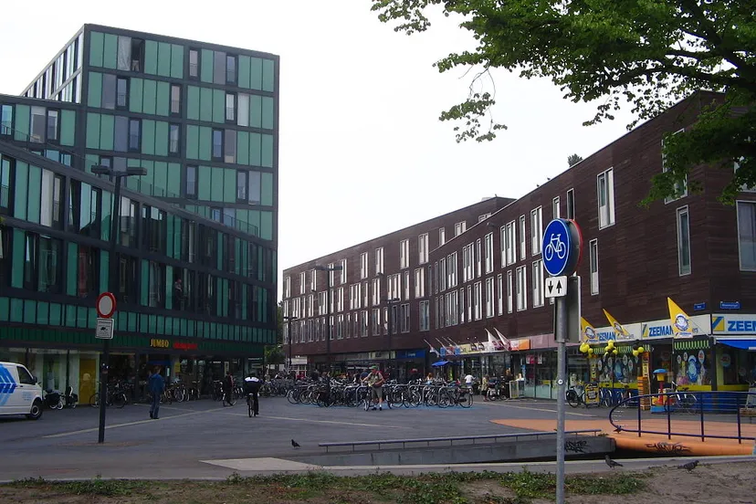 fietsen ciboga 003 cc by sa 30 fredericusl