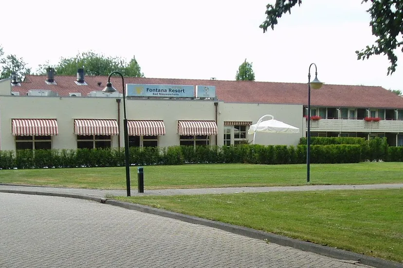 fontana nieuweschans cc by sa 30 hardscarf