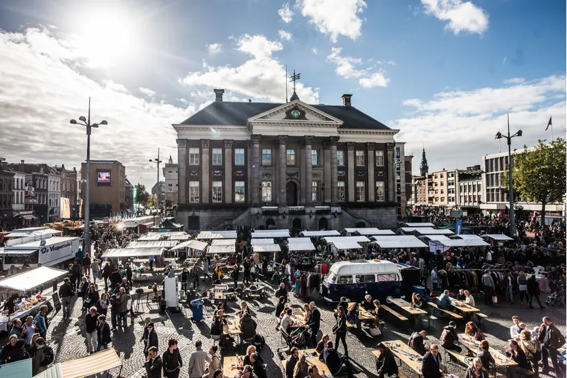 foto grote markt knelis