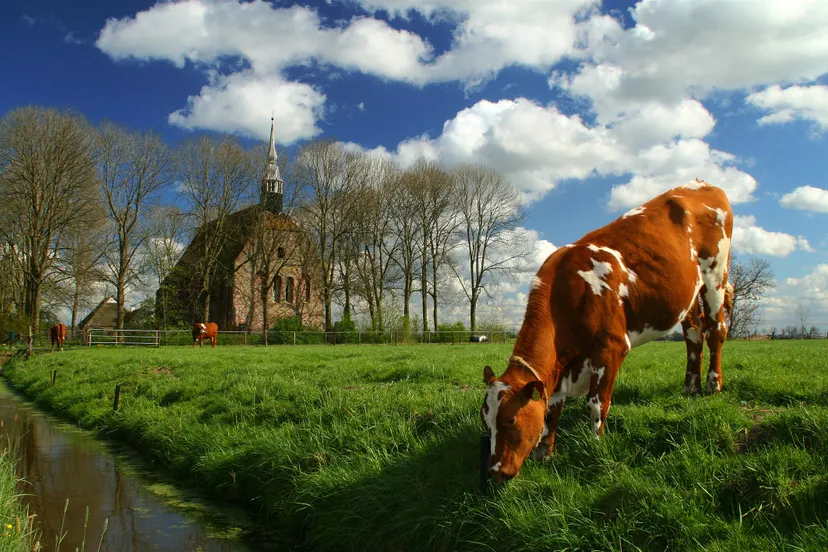 foto kerk van leegkerk door gertjan rodenboog