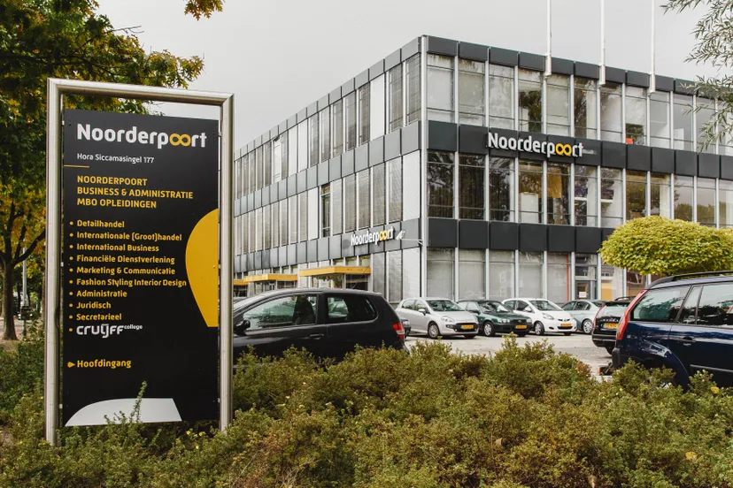 gebouw noorderpoort hora siccamasingel