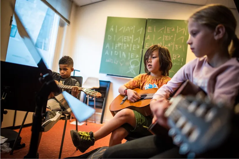 gitaarles bij vrijdag mariska de groot