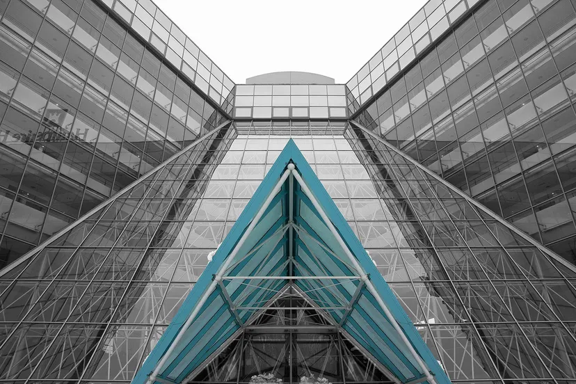 hampshire hotel faade ccby 20 bert kaufmann