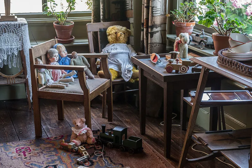 het hoogeland openluchtmuseum in warffum oud speelgoed cc by sa 40 uberprutser