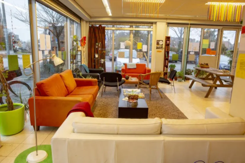 huiskamer oranjewijk