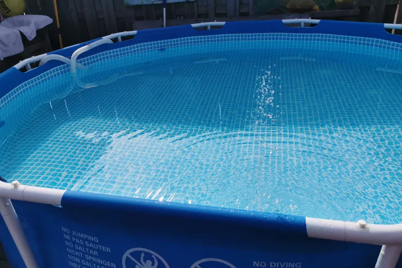 img 20200813 160838 zwembad