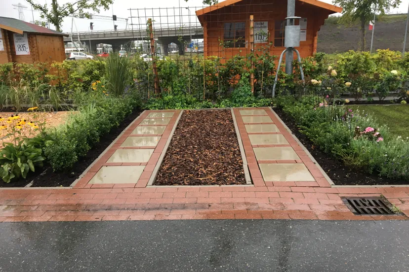 img 9086 pilot groene oprit