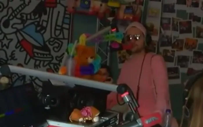 jett rebel in het glazen huis serious request 2016 breda you tube beeldcitaat tvilienext